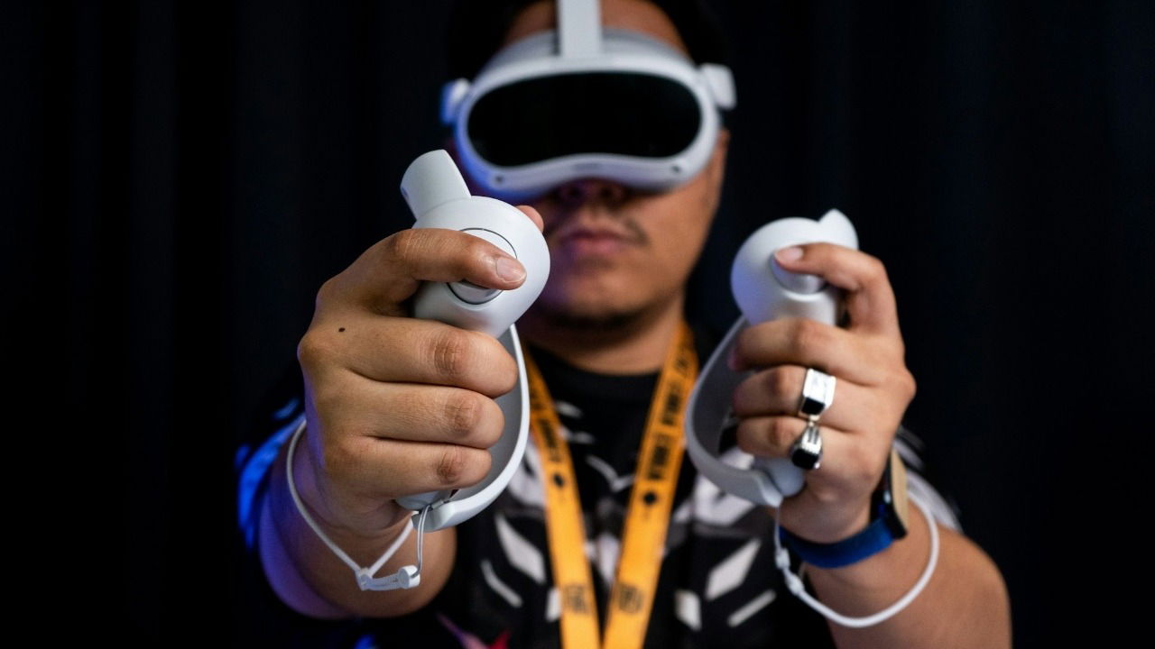 Person using Pico VR headset