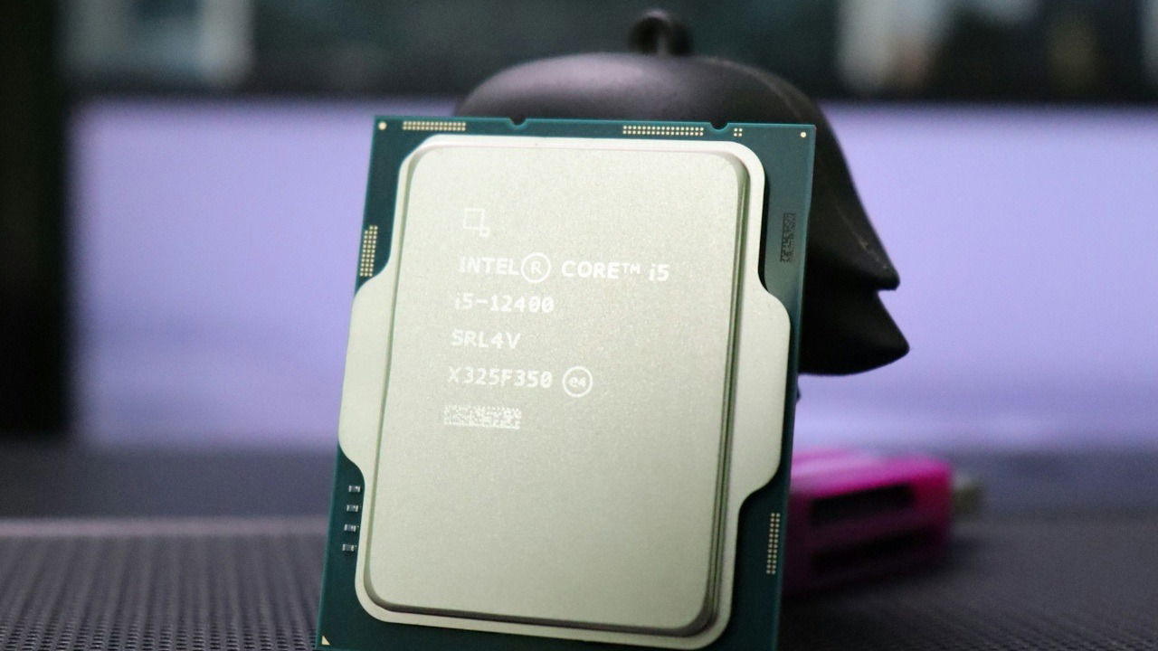 Intel Core i5-12400