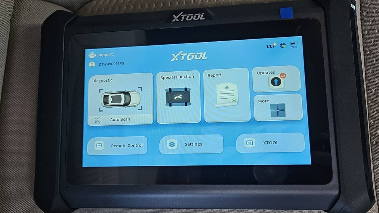 XTOOL D7W with main software loaded